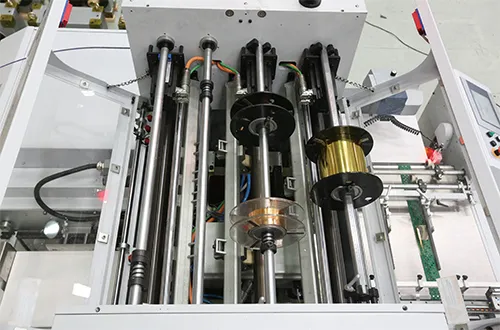 Estación de estampado de lámina