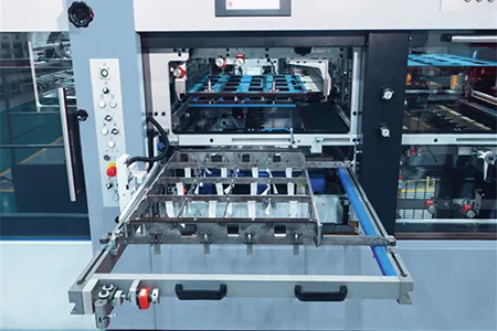 Estación de expulsión (blanking)